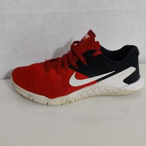 NIKE METCON 4 SIZE 6.5 EUR 39 (AH7453 600) BLACK/ UNIVERSITY RED/ WHITE